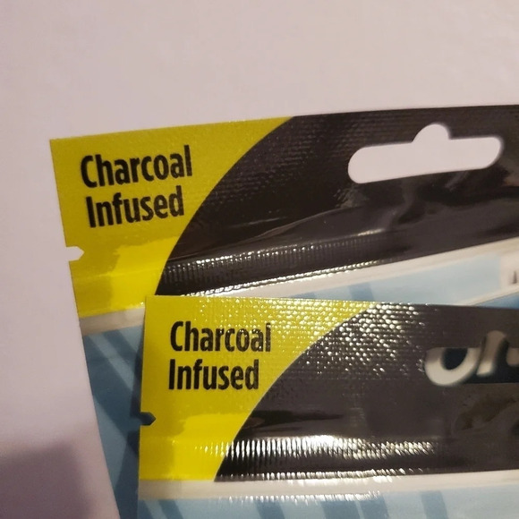 RM Oral Charcoal Teeth Mouth Flossers 100ct - Picture 3 of 4